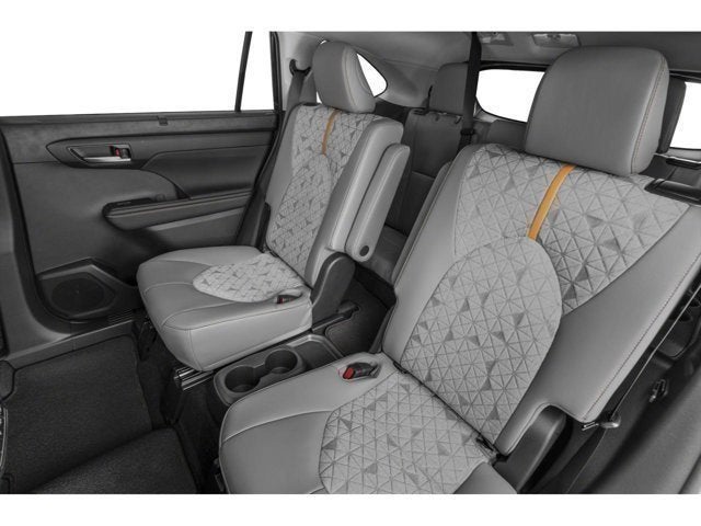 2023 Toyota Highlander Hybrid Bronze Edition