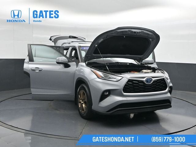 2023 Toyota Highlander Hybrid Bronze Edition