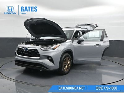 2023 Toyota Highlander Hybrid Bronze Edition