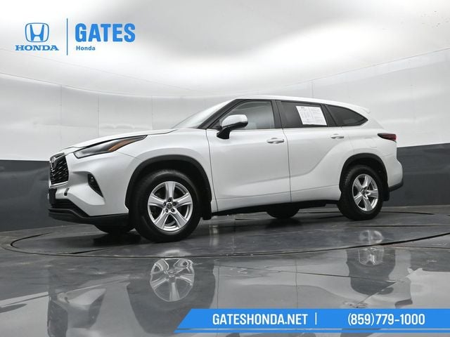 2024 Toyota Highlander LE