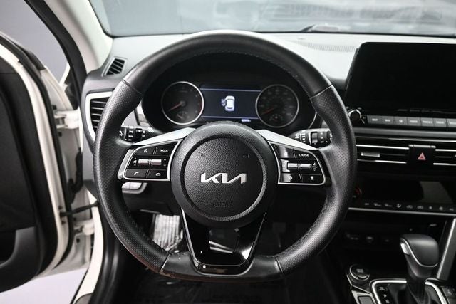 2023 Kia Seltos SX