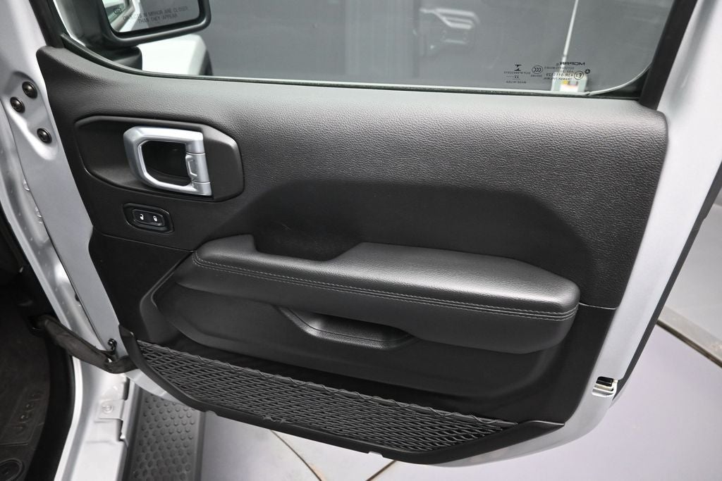 2022 Jeep Wrangler Unlimited Sahara Altitude