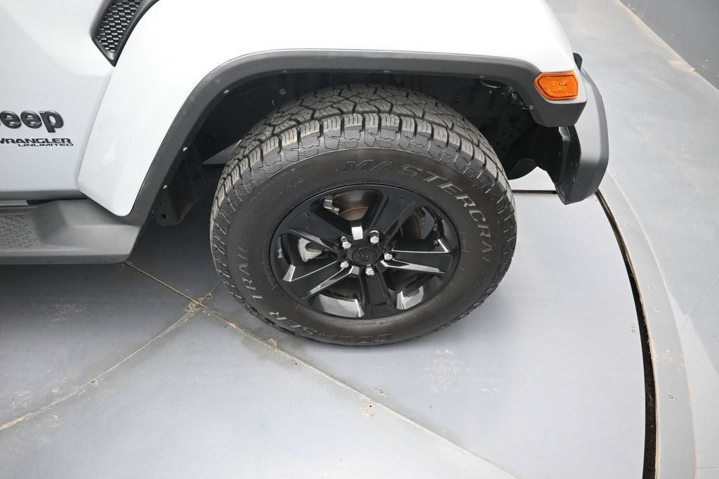 2022 Jeep Wrangler Unlimited Sahara Altitude