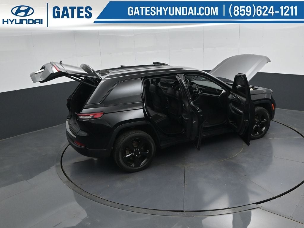 2023 Jeep Grand Cherokee Altitude
