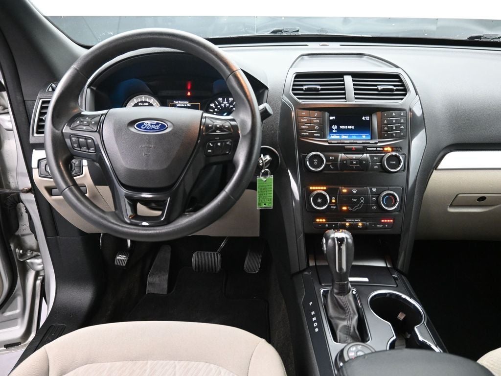 2018 Ford Explorer Base