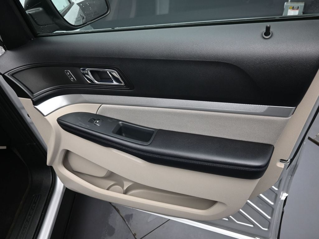 2018 Ford Explorer Base