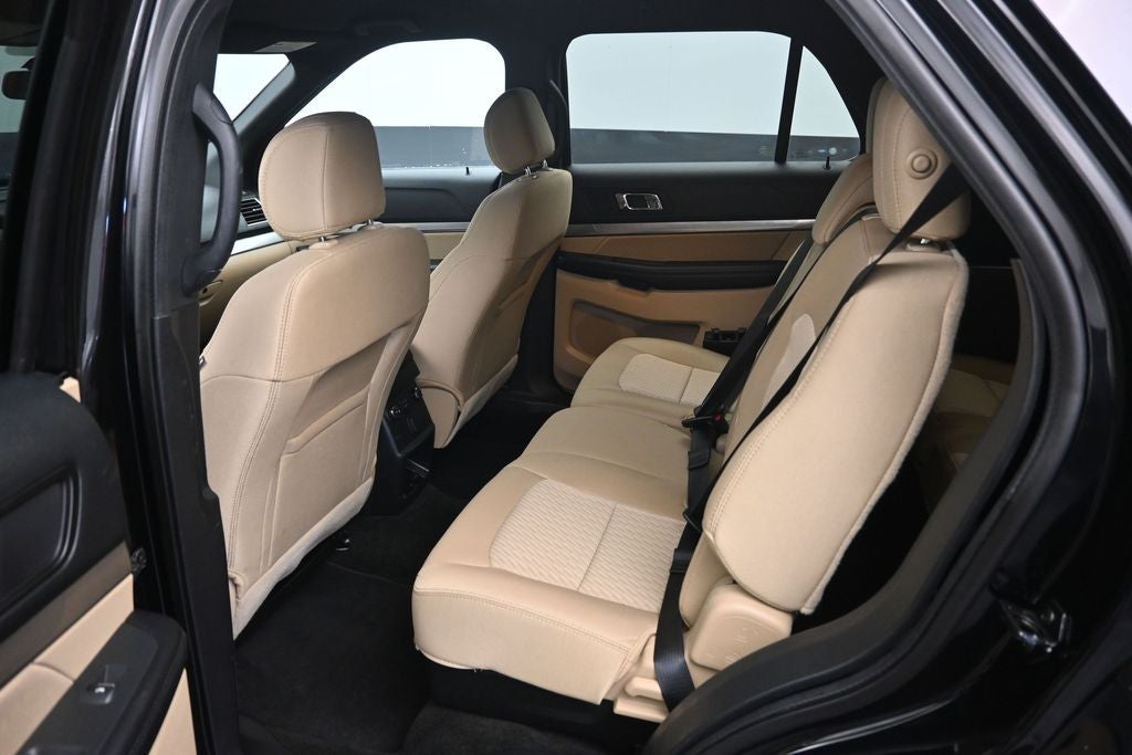 2017 Ford Explorer Base