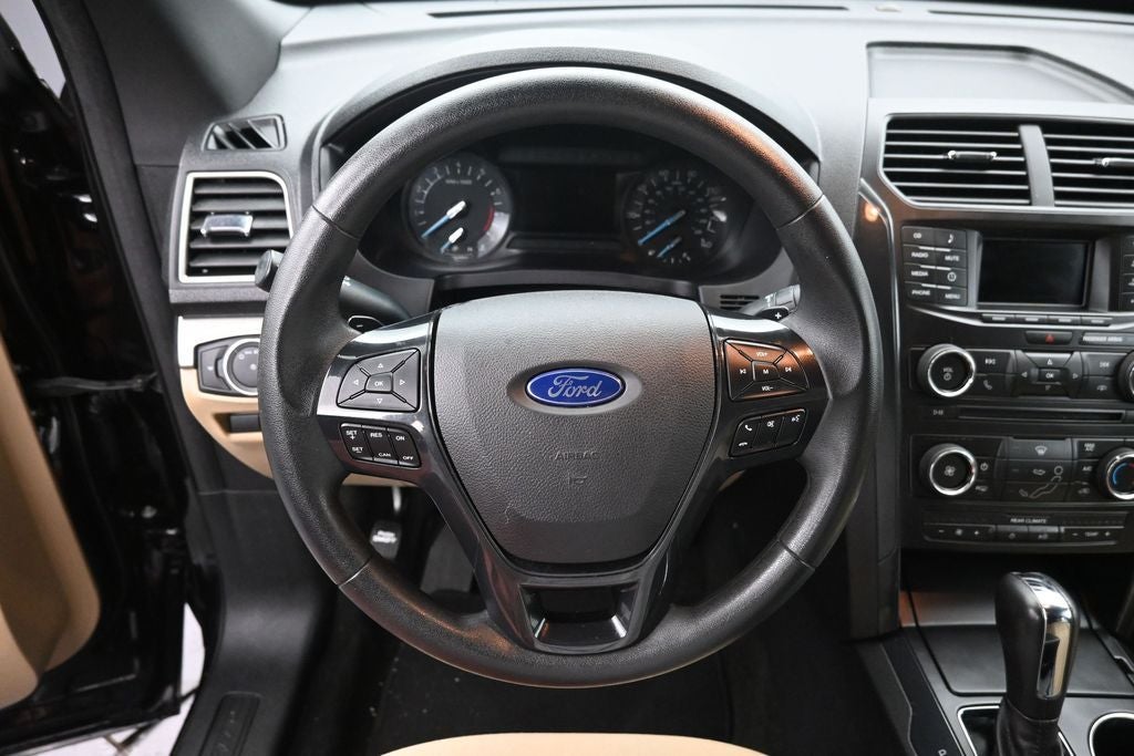 2017 Ford Explorer Base