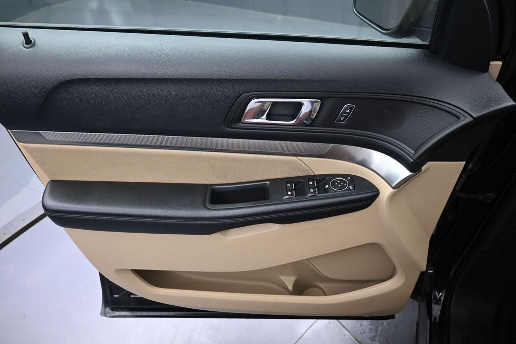 2017 Ford Explorer Base