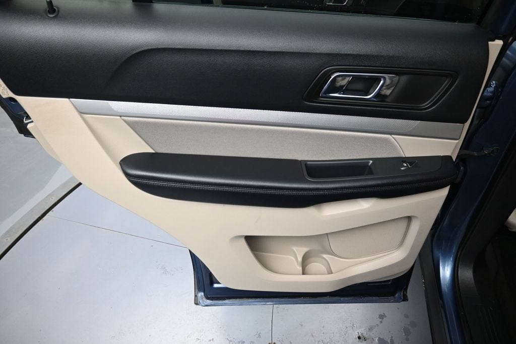 2018 Ford Explorer Base