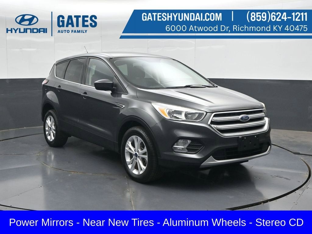 2017 Ford Escape SE
