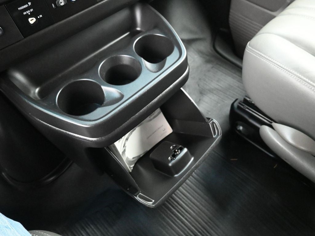 2017 Chevrolet Express 2500 LS Passenger