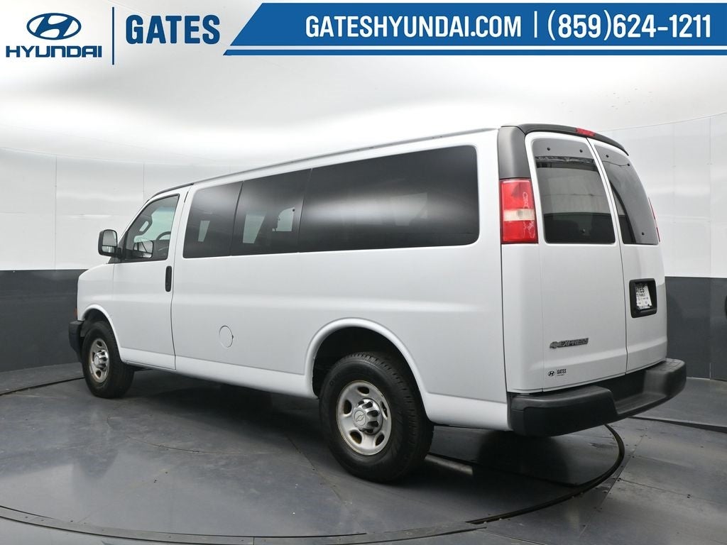 2017 Chevrolet Express 2500 LS Passenger