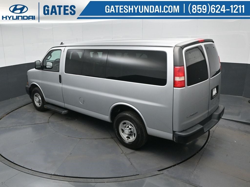 2017 Chevrolet Express 2500 LS Passenger