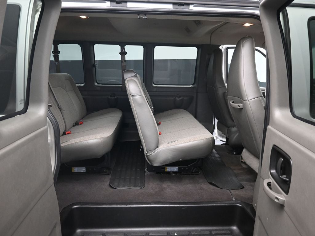 2019 Chevrolet Express 3500 LS Passenger