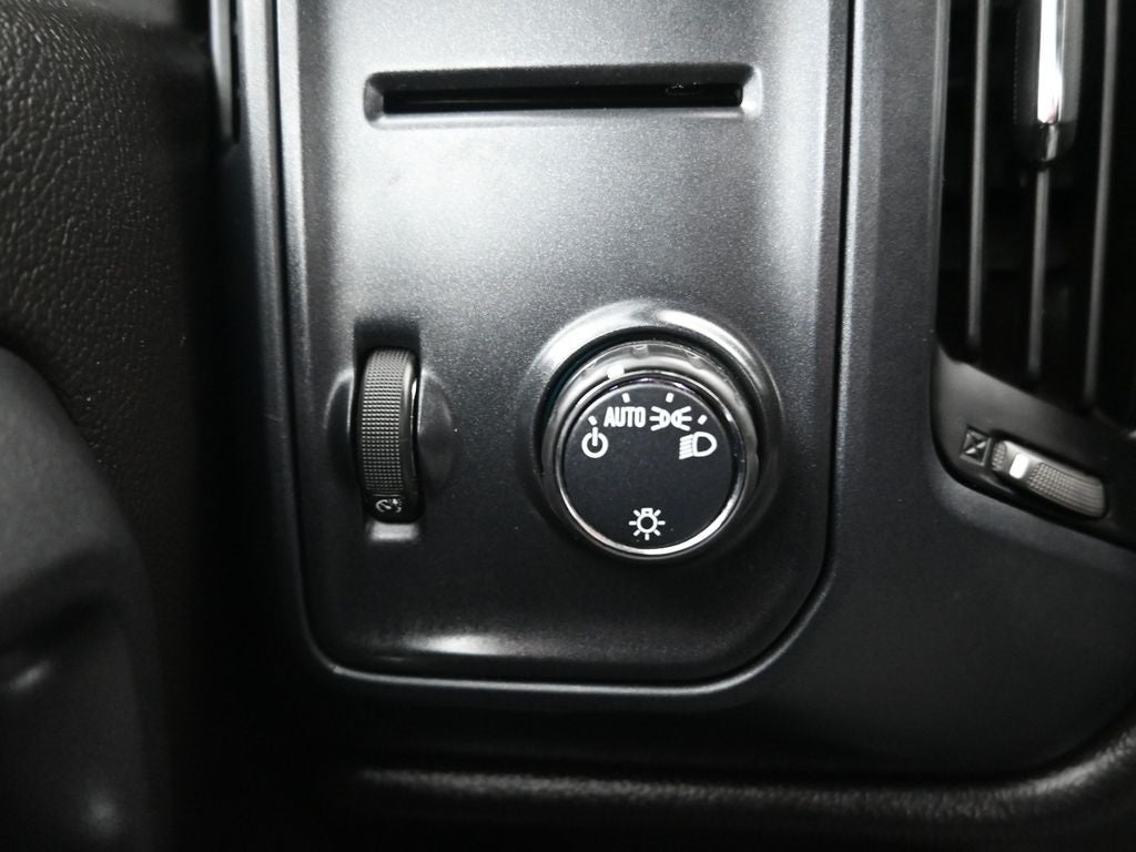 2018 Chevrolet Silverado 1500 WT