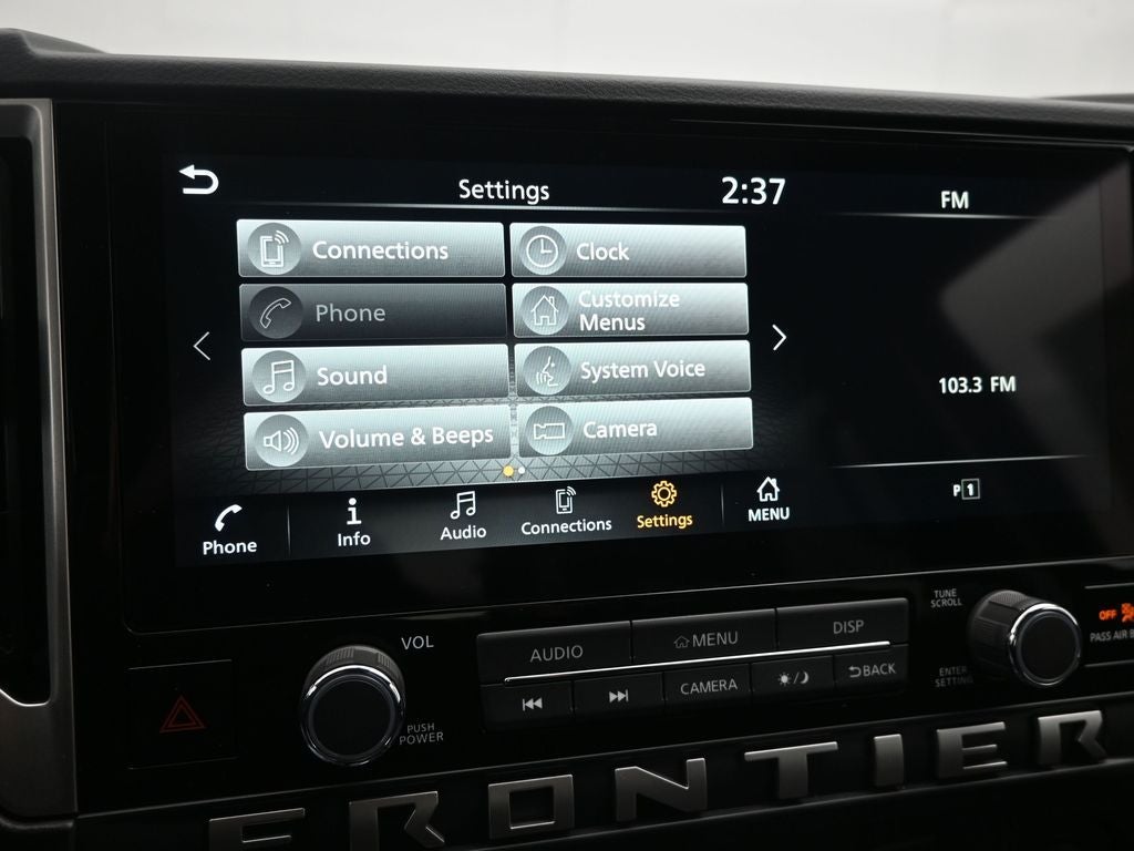 2025 Nissan Frontier SV