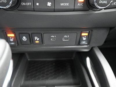2025 Nissan Frontier SV