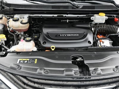 2017 Chrysler Pacifica Hybrid Touring Plus