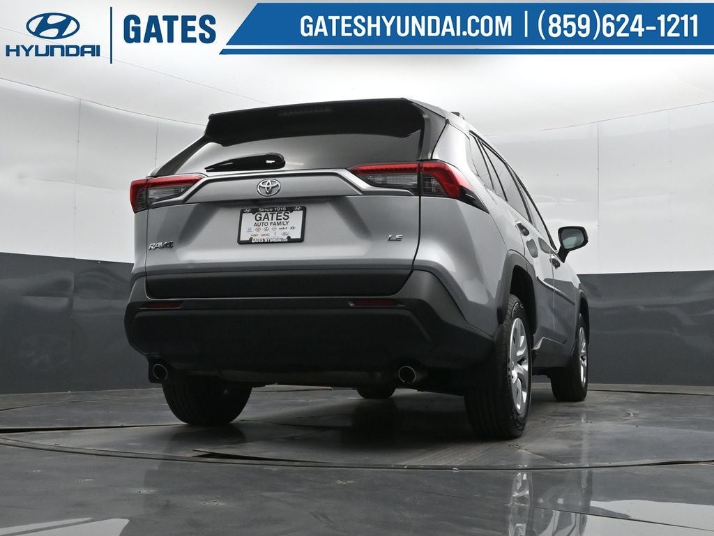 2021 Toyota RAV4 LE