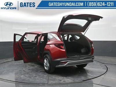 2025 Hyundai Tucson SE FWD