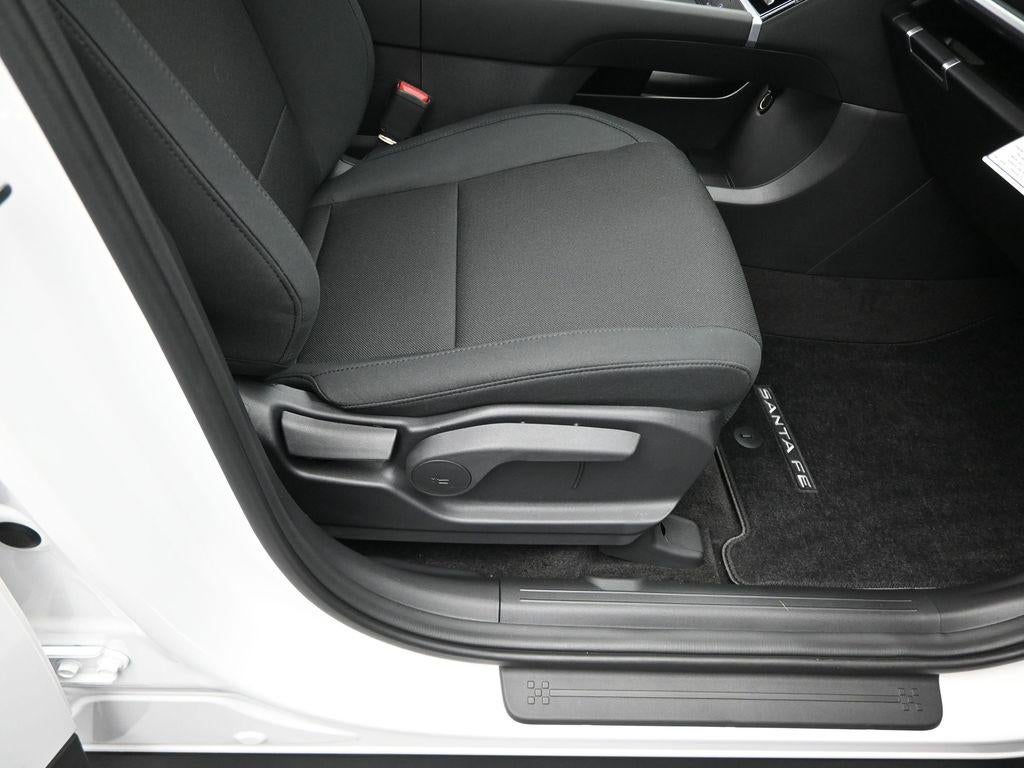 2026 Hyundai Santa Fe Hybrid SE FWD