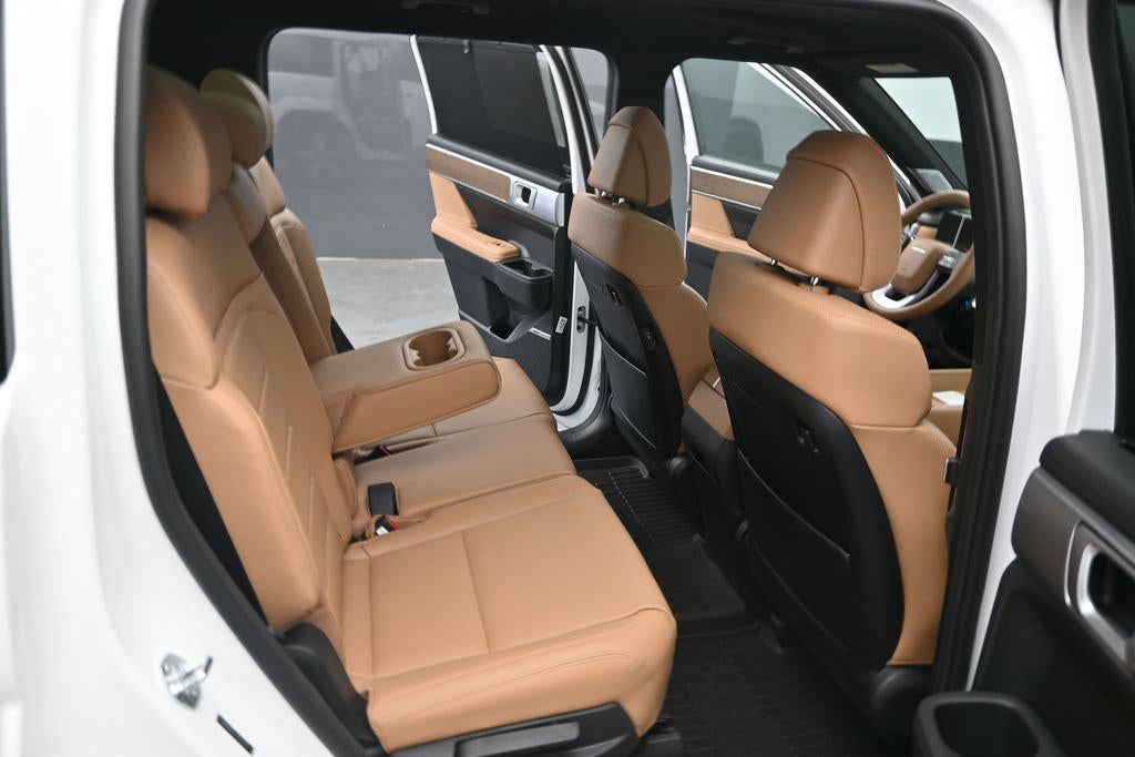 2027 Hyundai Santa Fe Limited 7 Passenger