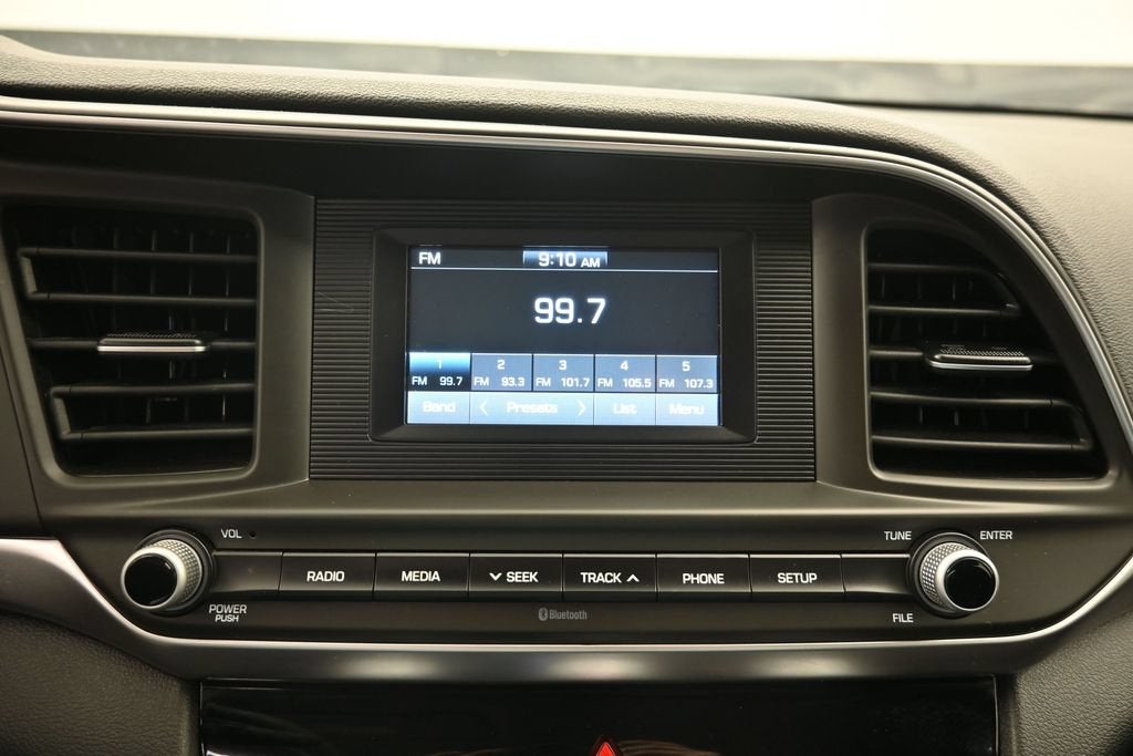 2019 Hyundai Elantra SE