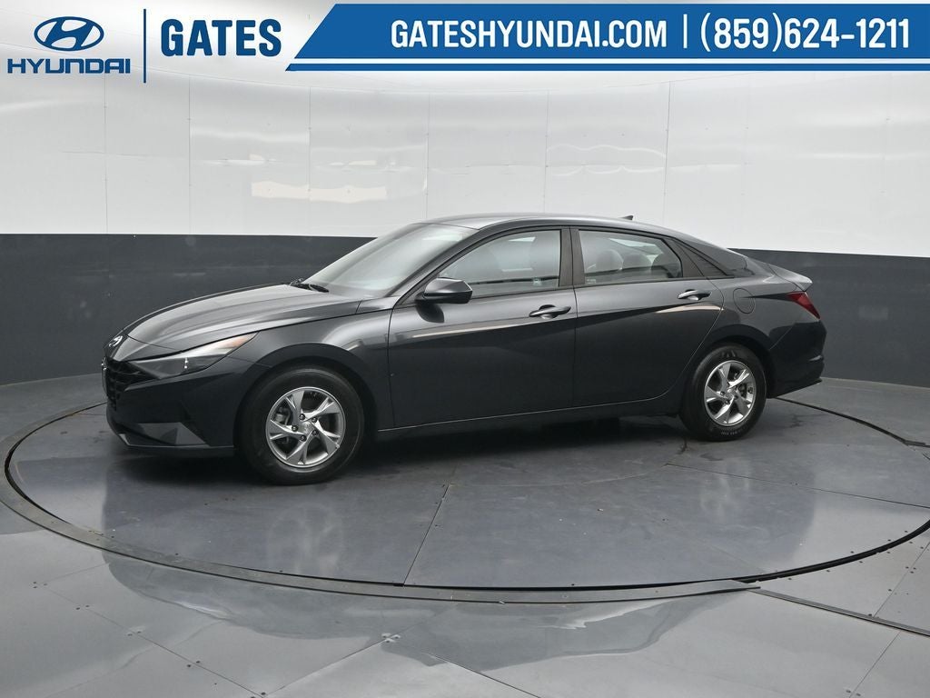 2021 Hyundai Elantra SE