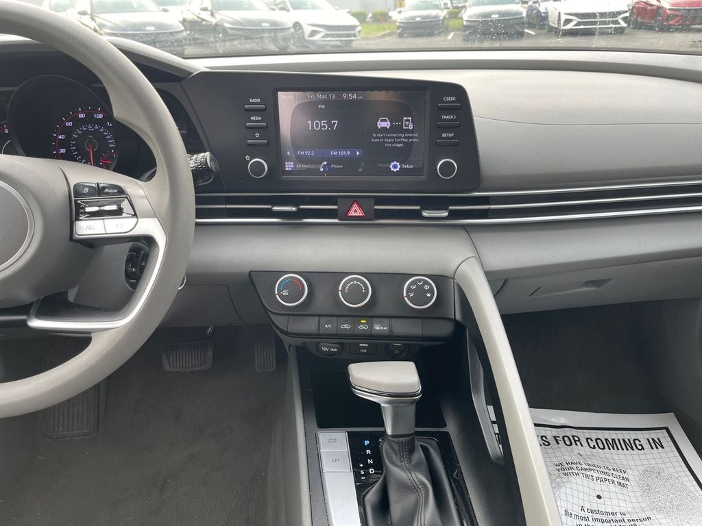 2021 Hyundai Elantra SE