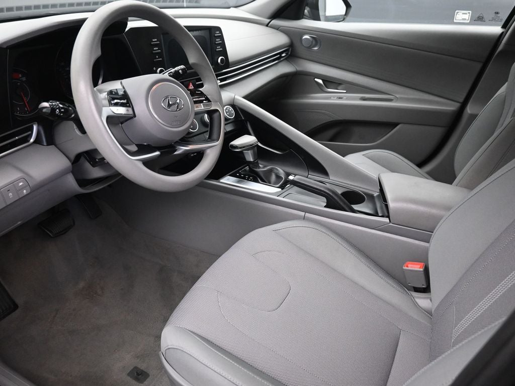 2021 Hyundai Elantra SE