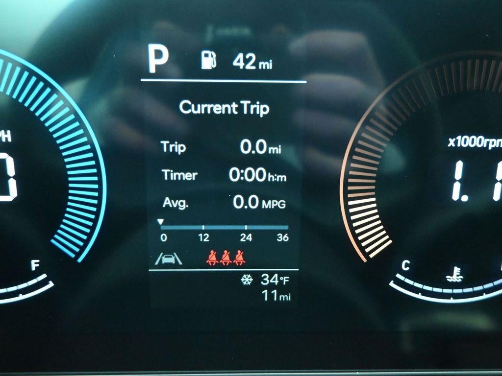 2026 Hyundai Santa Cruz SE