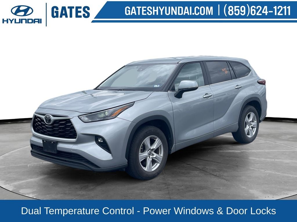 2025 Toyota Highlander LE