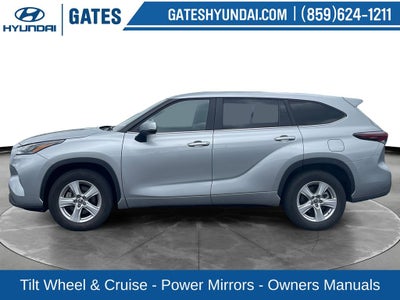 2025 Toyota Highlander LE