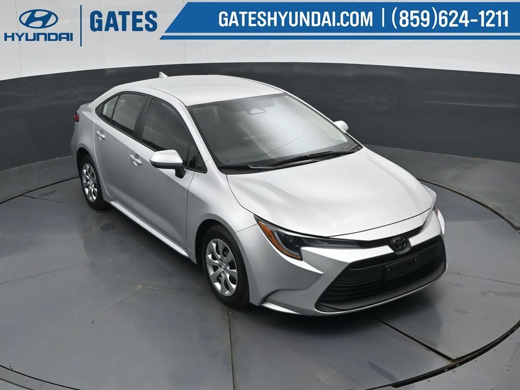 2025 Toyota Corolla LE