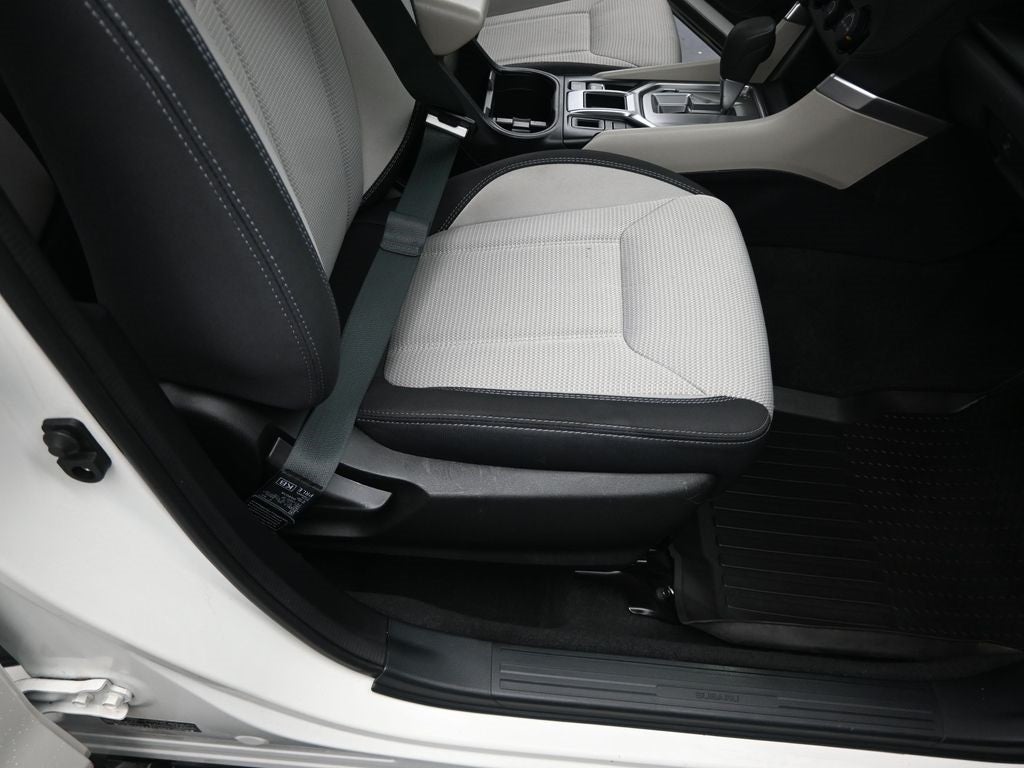 2023 Subaru Forester Base