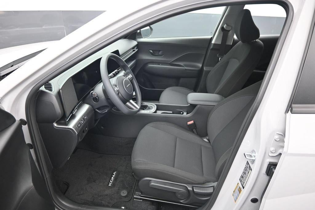 2027 Hyundai Kona SE
