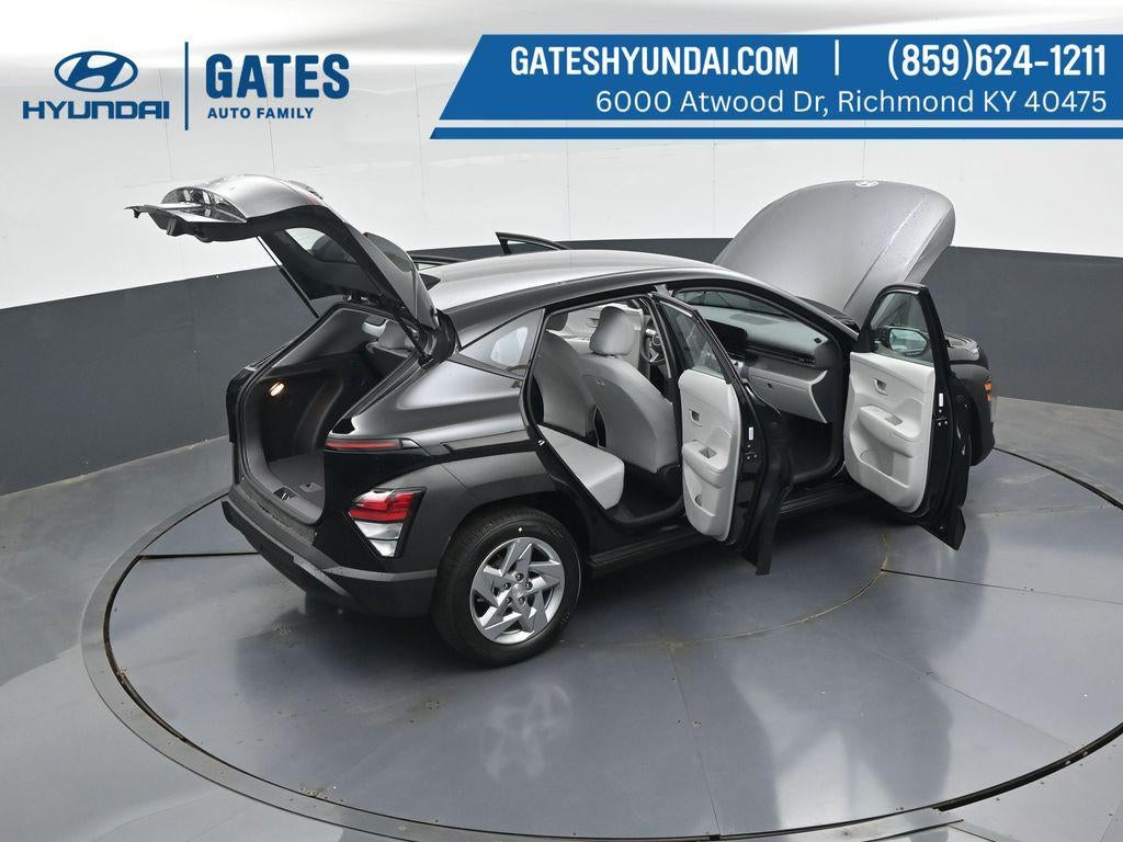2027 Hyundai Kona SE