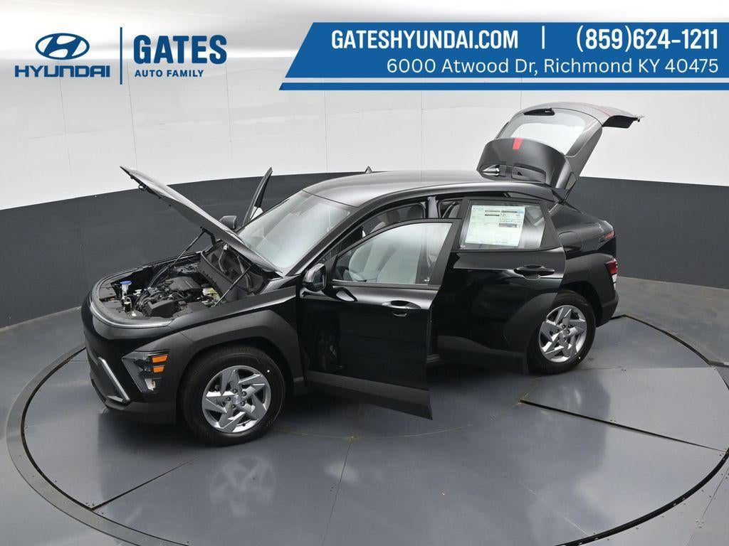 2027 Hyundai Kona SE