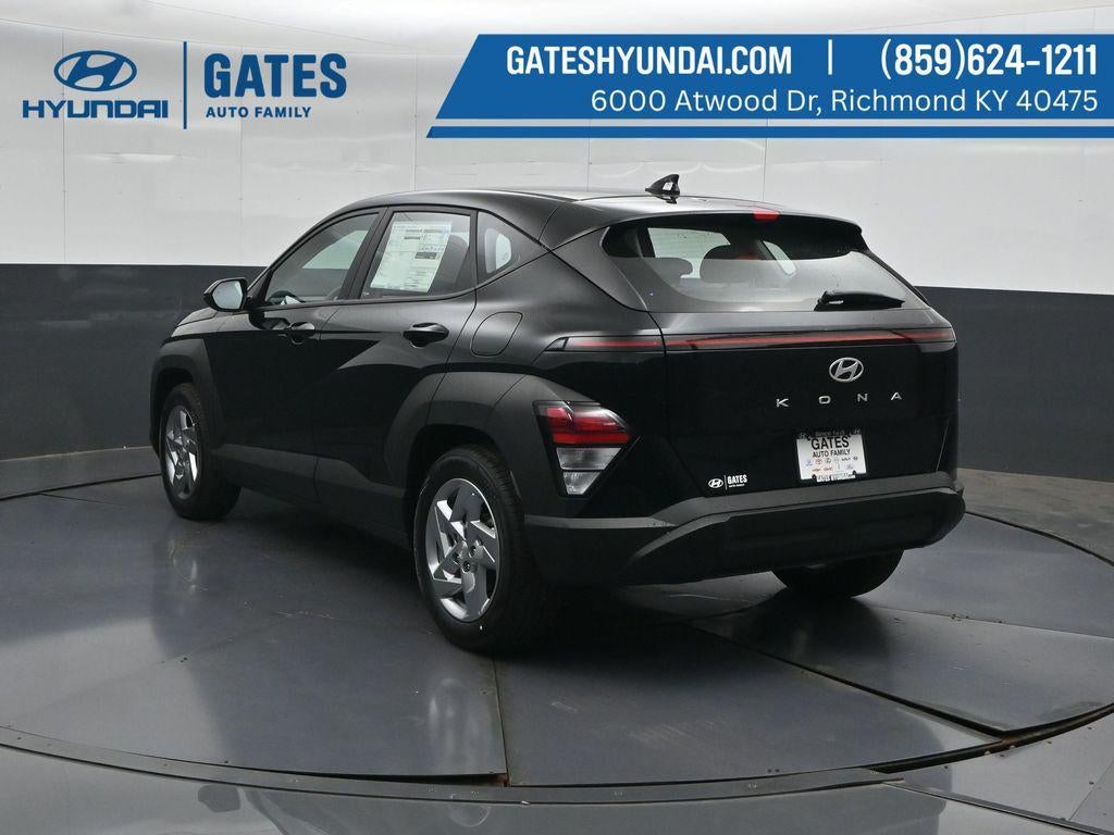 2027 Hyundai Kona SE