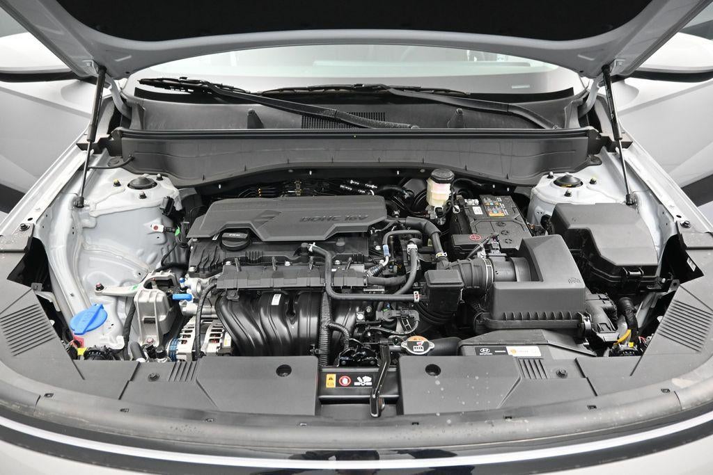 2027 Hyundai Kona SE