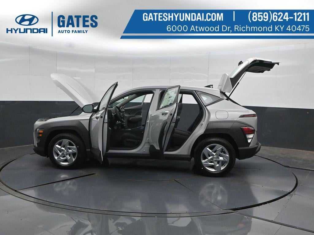 2027 Hyundai Kona SE