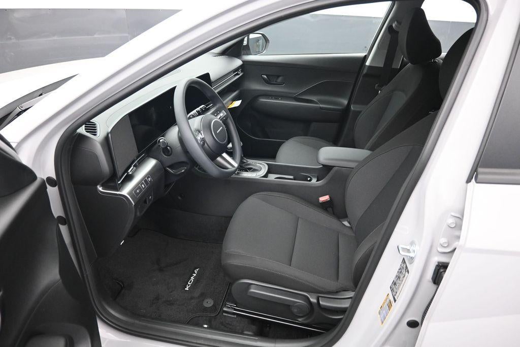 2027 Hyundai Kona SE