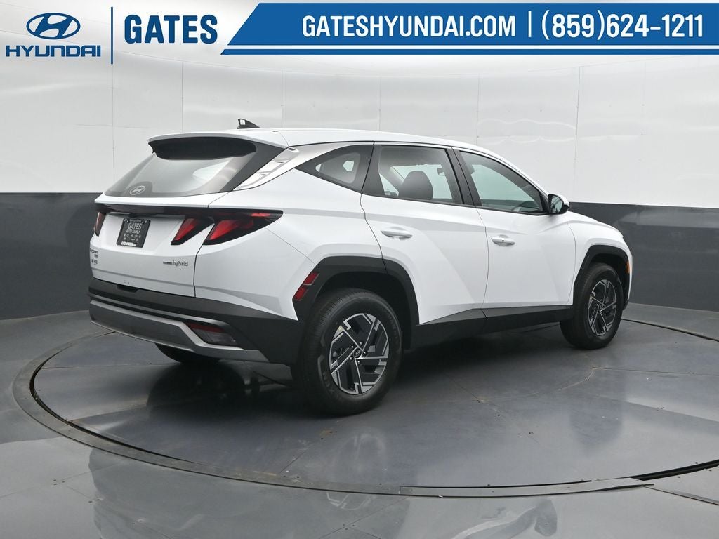 2026 Hyundai Tucson Hybrid Blue SE