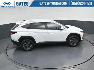 2026 Hyundai Tucson Hybrid Blue SE