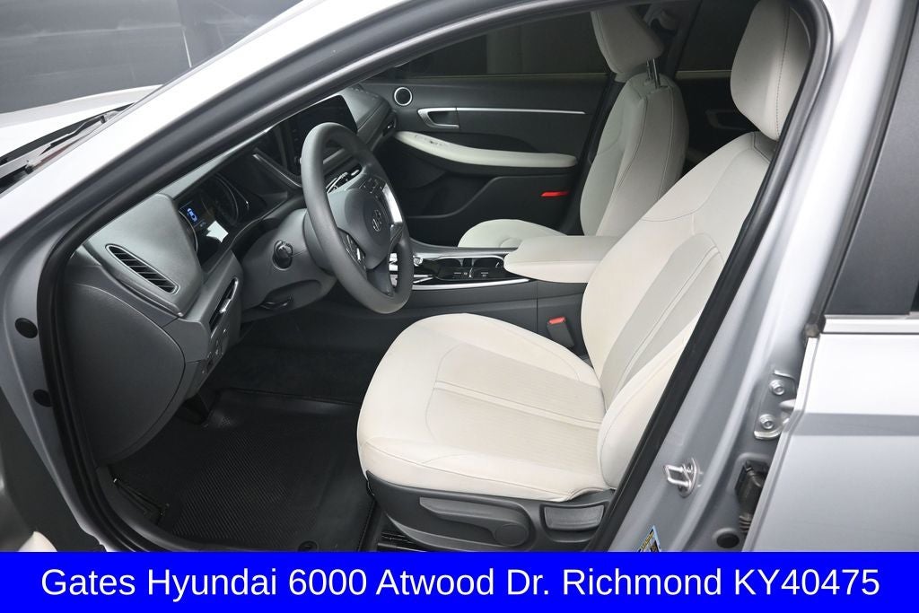 2023 Hyundai Sonata SE