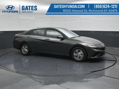 2026 Hyundai Elantra SE