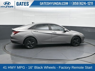 2022 Hyundai Elantra SEL