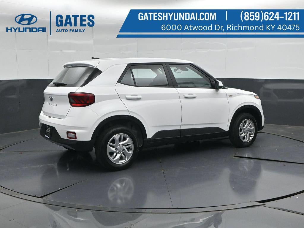 2026 Hyundai Venue SE