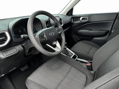 2025 Hyundai Venue SE Active SRC